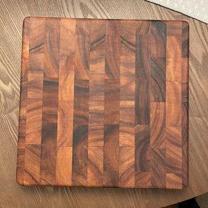 Crate & Barrel Chopping Board